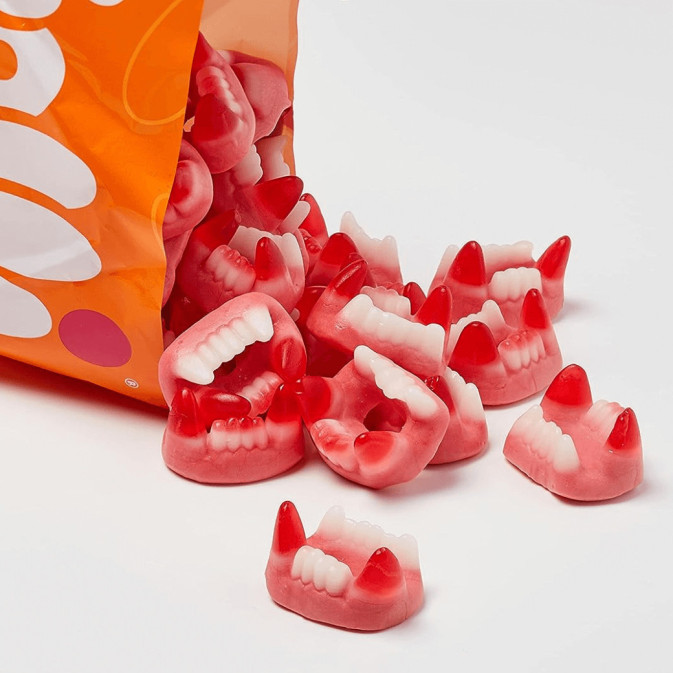 bonbons-dents-de-vampire