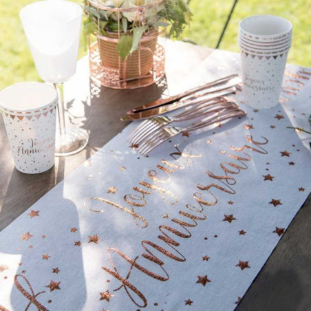 chemin-de-table-metalise-rose-gold-joyeux-anniversaire