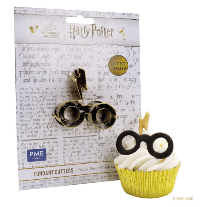 emporte piece lunette et cicatrice avec cupcake