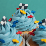 sprinkles-decoration-cupcake-voitures-de-course