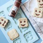 Moule silicone drôle de biscuits façon BN