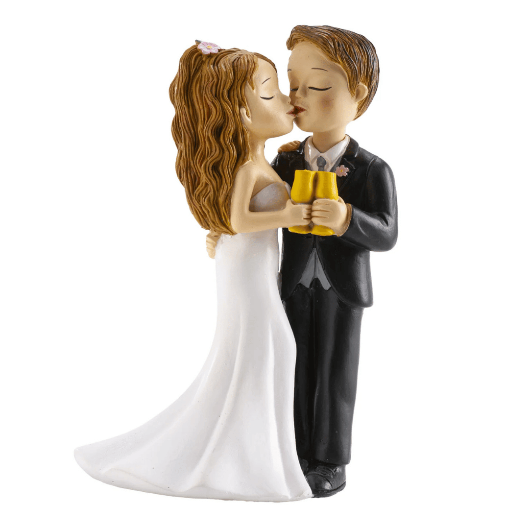 figurine-mariés-bisou